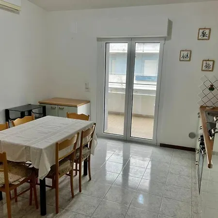 Benedetto Croce -affitti Brevi Italia Apartment *
